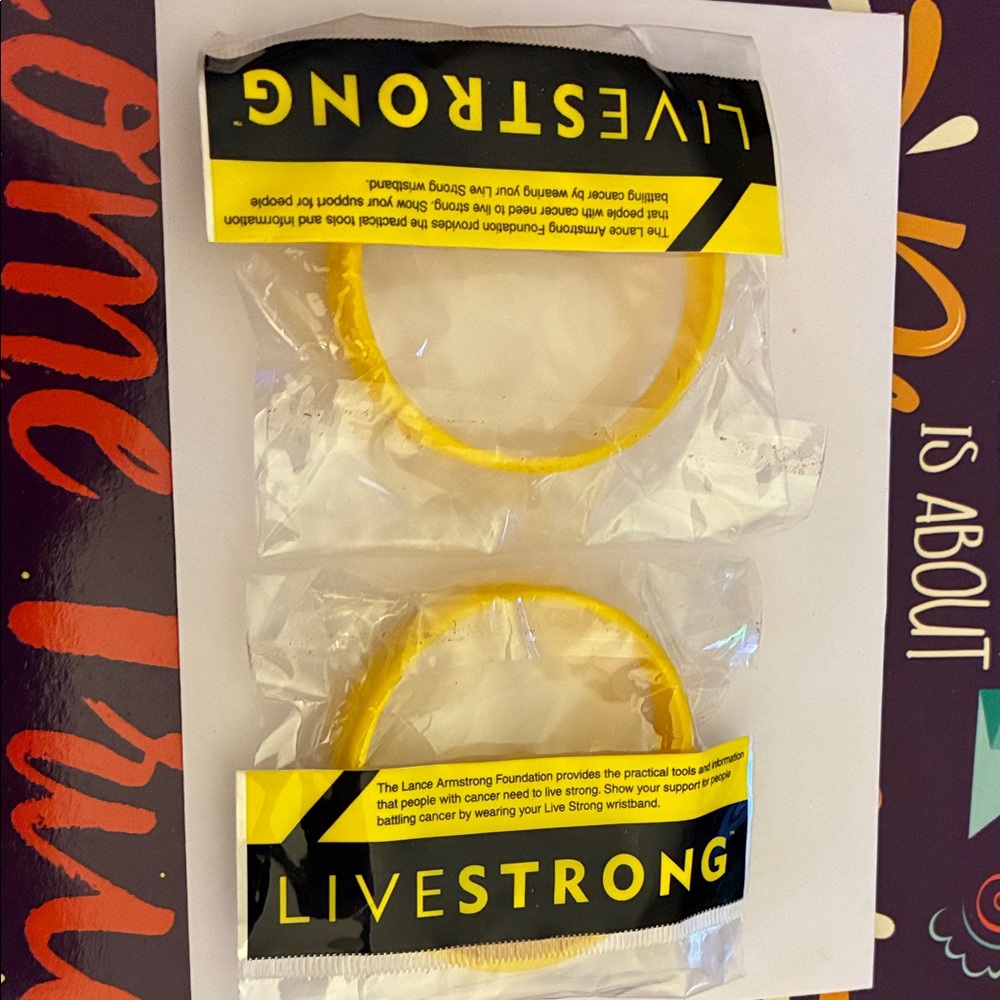 Nike Livestrong Lance Armstrong Yellow Kids Bracelet - Lot of 2